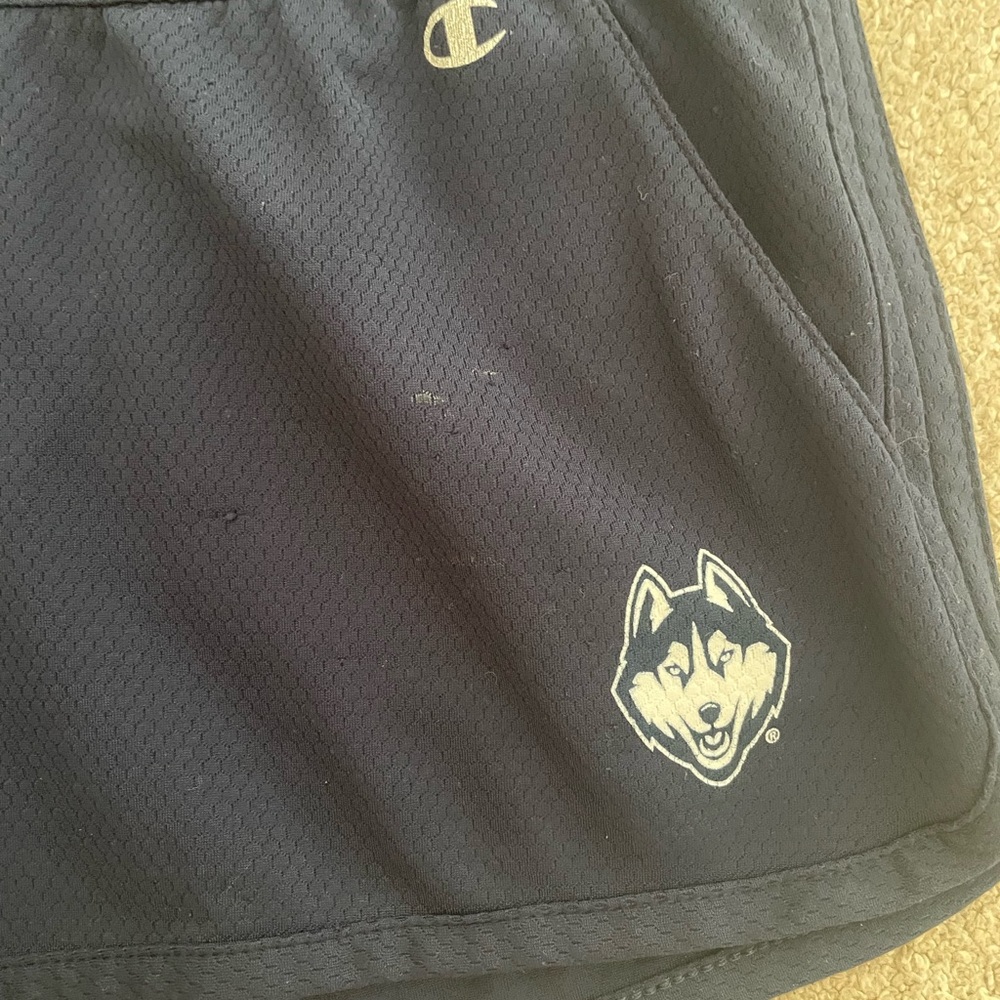 Uconn Women’s athletic shorts - Picture 4 of 4